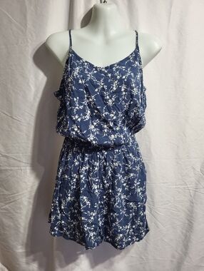 Lily Morgan Blue Floral Spaghetti Strap Romper, Size Medium